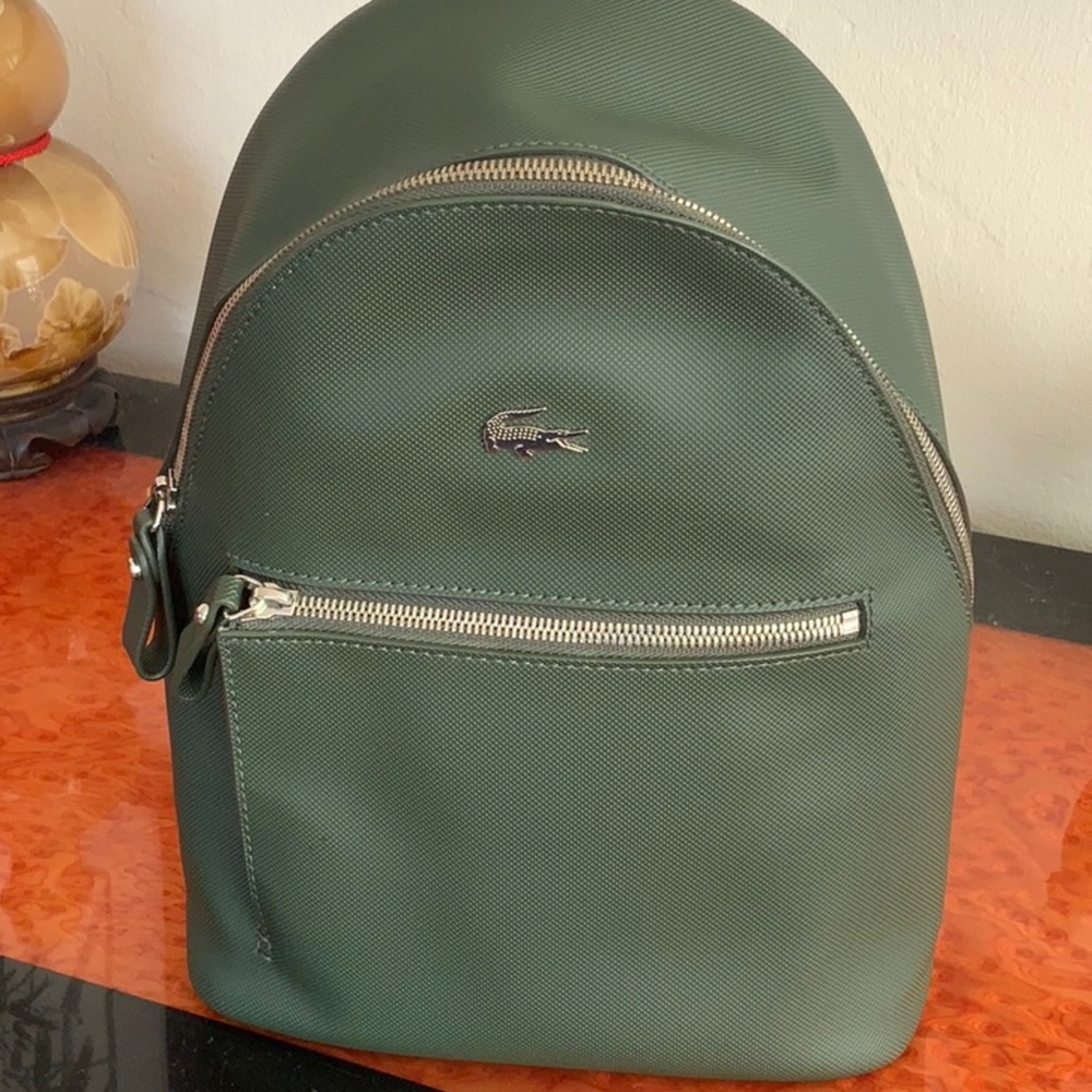 Beautiful Lacoste Women Backpack, almost new condition!!!